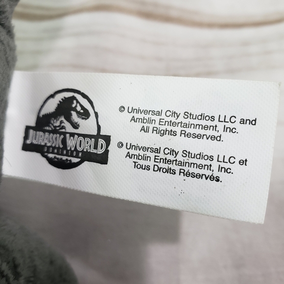 Jurassic World Raptor & Carnotaurus Dinosaur Plush Stuffed Set Of 2 Gray 2022 - Picture 7 of 11